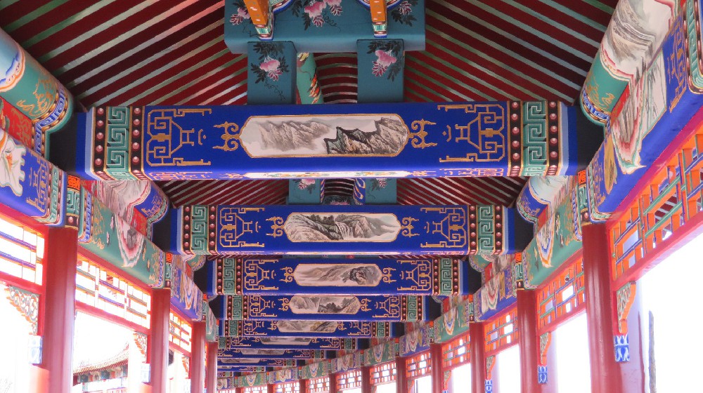 歷史風(fēng)華再現(xiàn)，醇酸專用汽車漆守護(hù)文化遺產(chǎn)