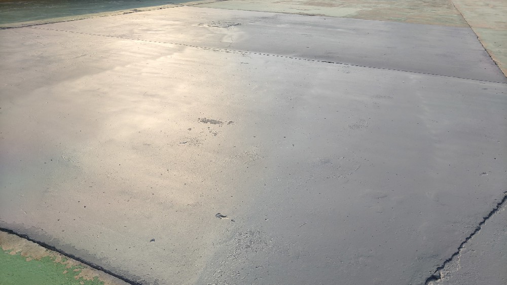 水泥面的華麗轉(zhuǎn)身：晨虹醇酸面漆，打造完美涂裝